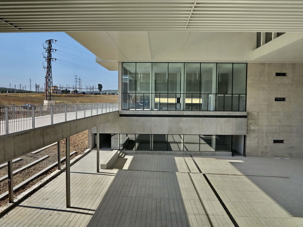 Edificio de Transferencia del Conocimiento y Servicios Generales del Campus de Linares